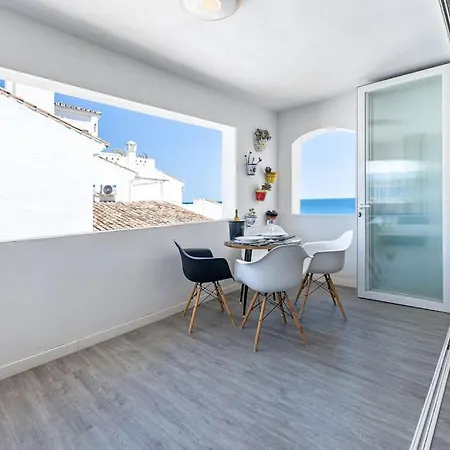With Sea Views In Puerto Banus *
